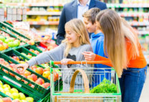 Il supermercato mette in crisi il nucleo familiare.