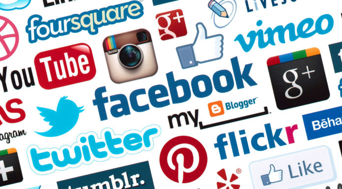Media digitali, Censis: su i social network, giù la lettura