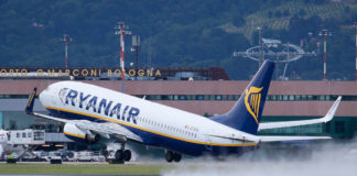 Bagagli a mano Ryanair: da Antitrust arriva lo stop ai sovrapprezzi. La pratica è illecita.