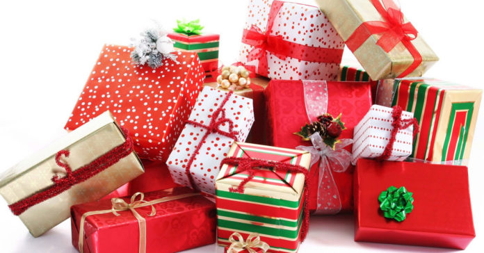 Non c’è Natale senza regalo inutile. Groupon: 45 euro l’anno per doni indesiderati.