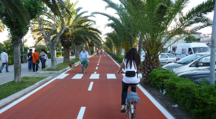 Piste ciclabili: sono sicure? Inchiesta in sei città.